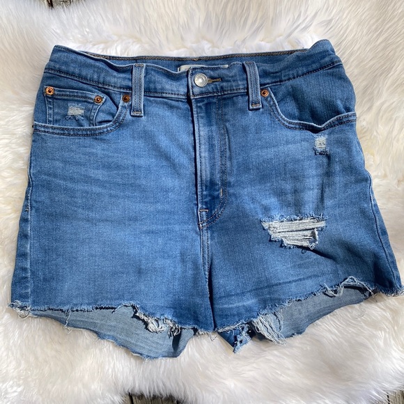 LEVIS - HIGH RISE SHORTS - 29 - Picture 1 of 6